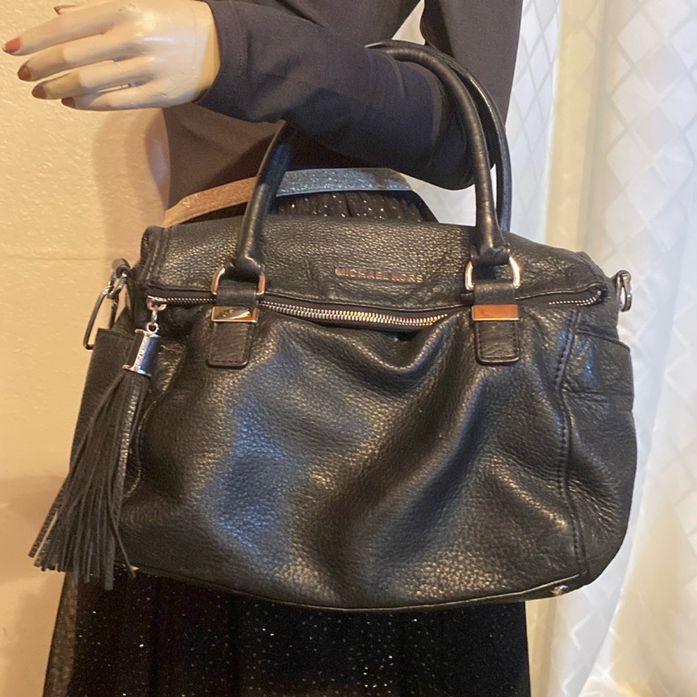 Michael Kors Black Leather Bag Rehab